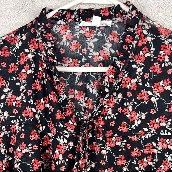 PERSEPTION CONCEPT Floral Blouse Top Ditzy Print Medium - Picture 2 of 16